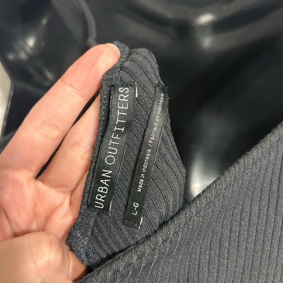 Urban outfitters ribbed midi dress with buttons - Picture 6 of 7